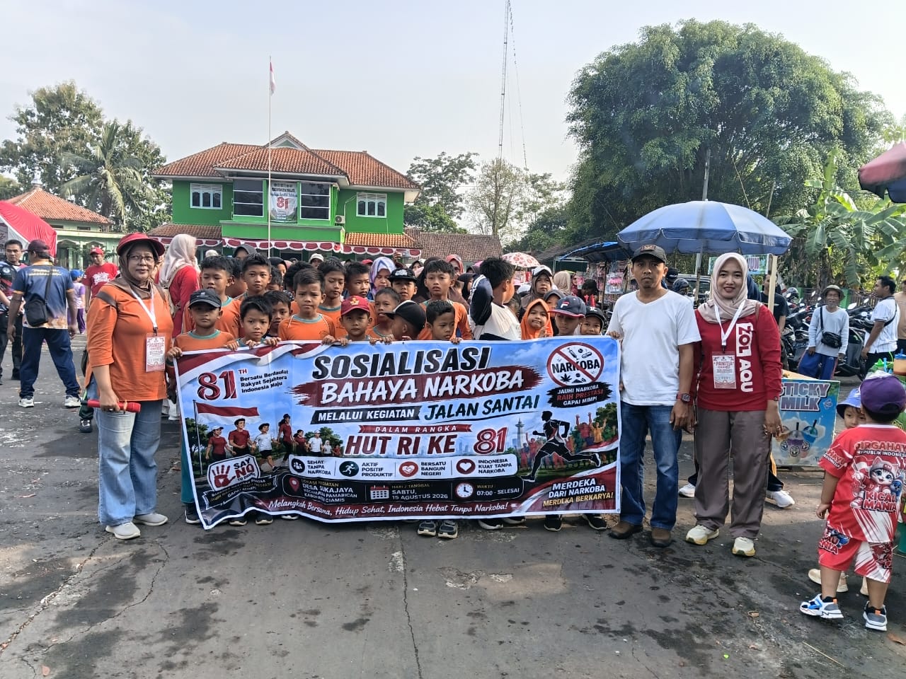 Sosialisasi Bahaya Narkoba Melalui Kegiatan Jalan Santai
