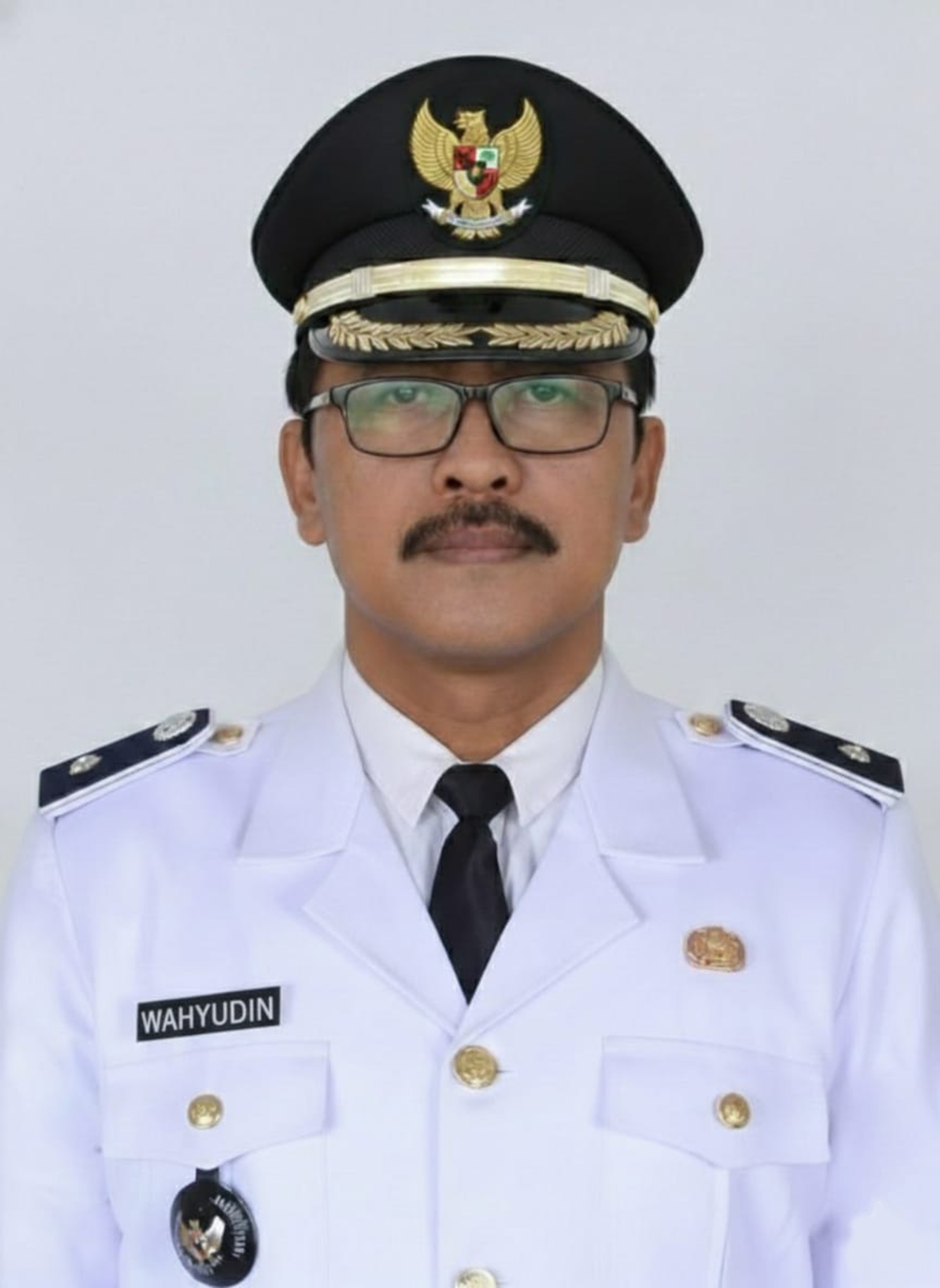 H. WAHYUDIN S.IP